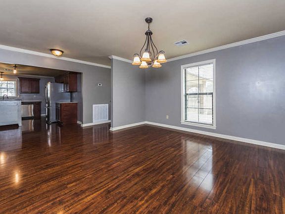 4th image of 519 Kevin Dr