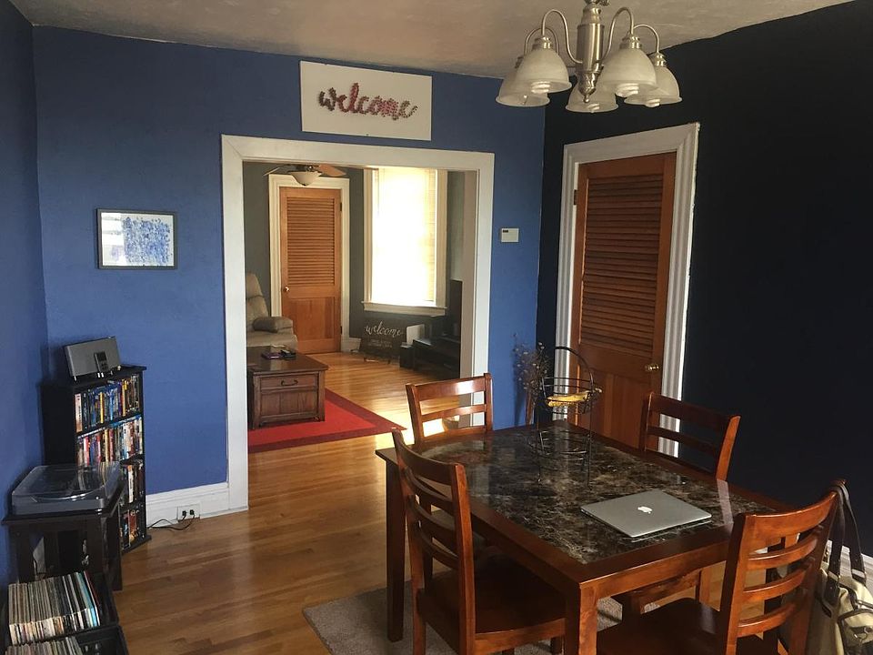 Dining Room/Living Room
