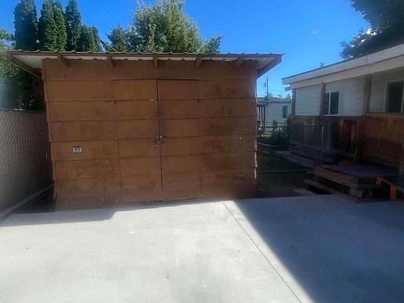5th image of 3415 Crest St Unit 18