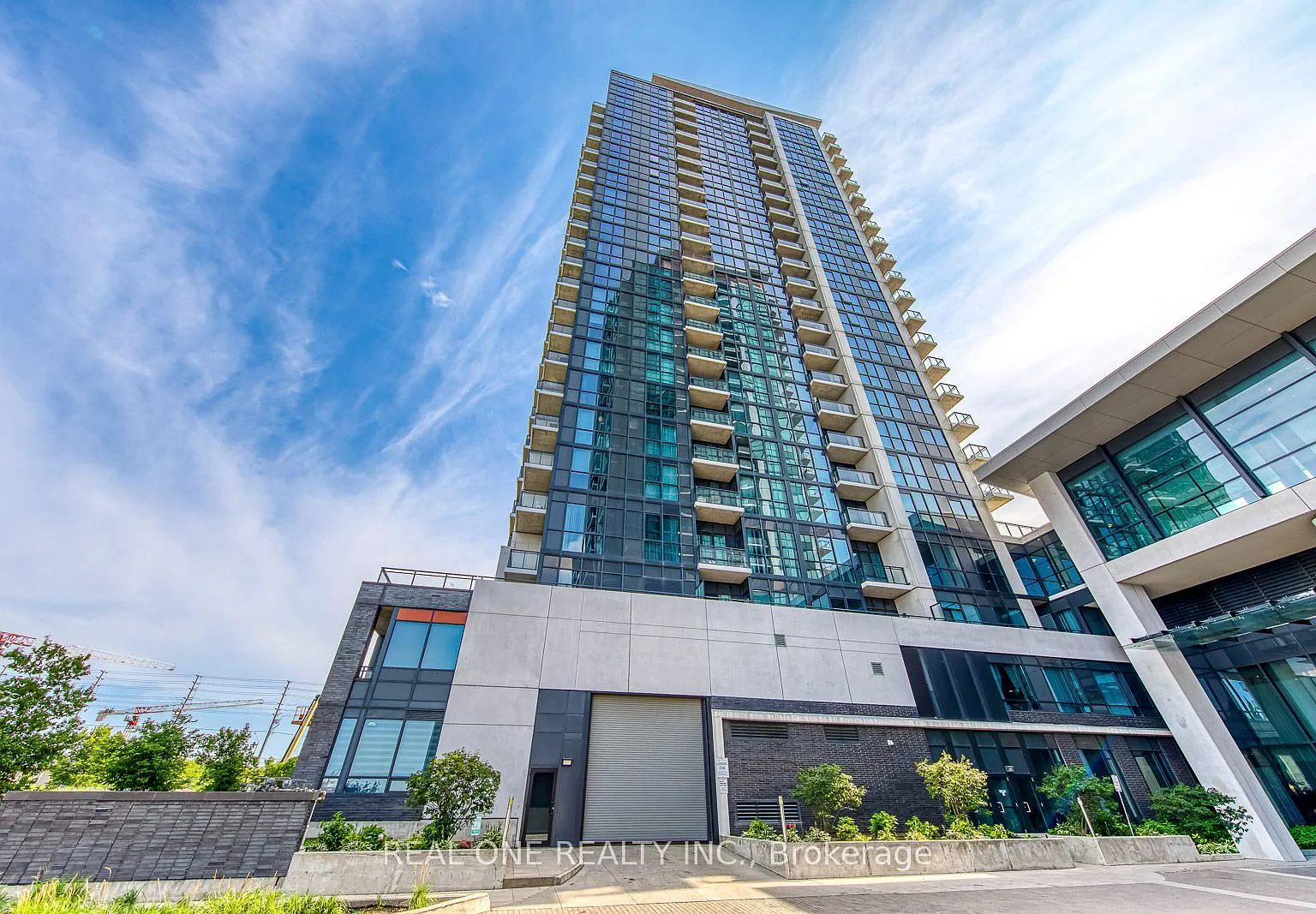 2 bed, $2,400 — Photo 2