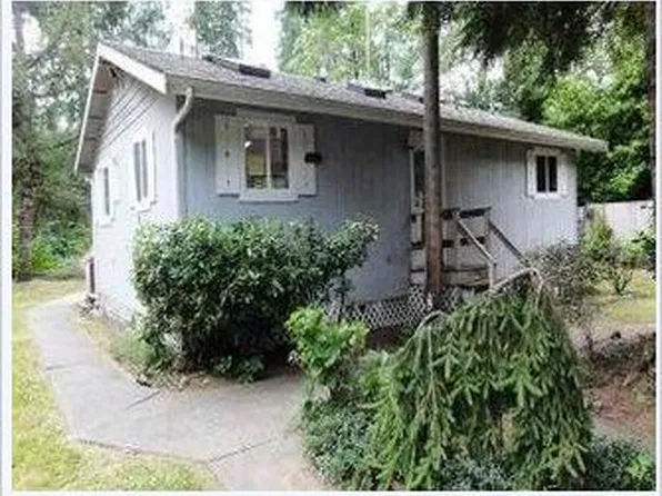 23330 N River Dr, Granite Falls, WA 98252