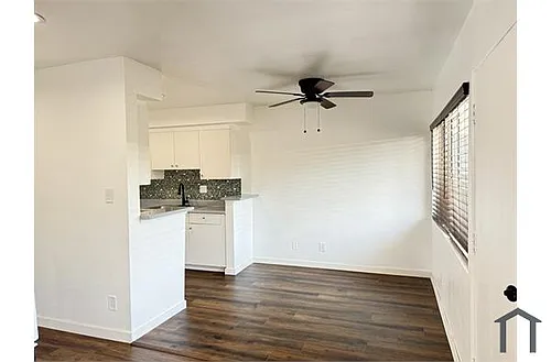 7260 Canby Ave #3 Photo 1