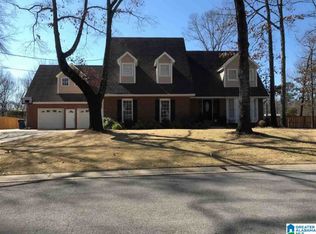 649 Olde Towne Ln, Alabaster, AL 35007