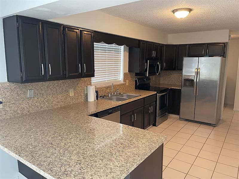1st image of 2574 SW Bayshore Blvd