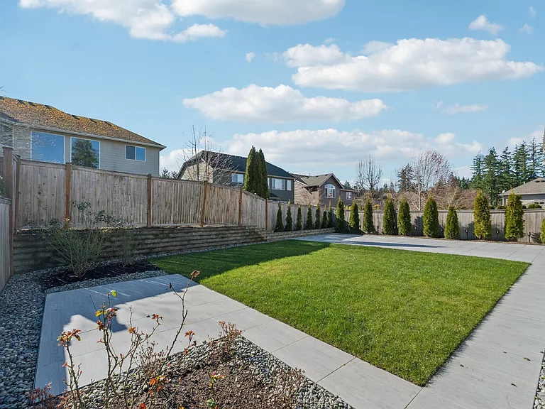 21011 SE 6th Pl — Photo 43