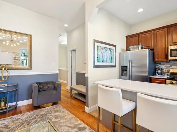 147 Weirfield Street image 14 of 20