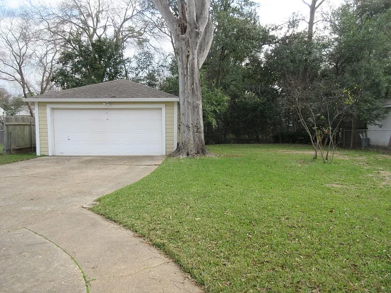 4527 Steere Dr — Photo 11