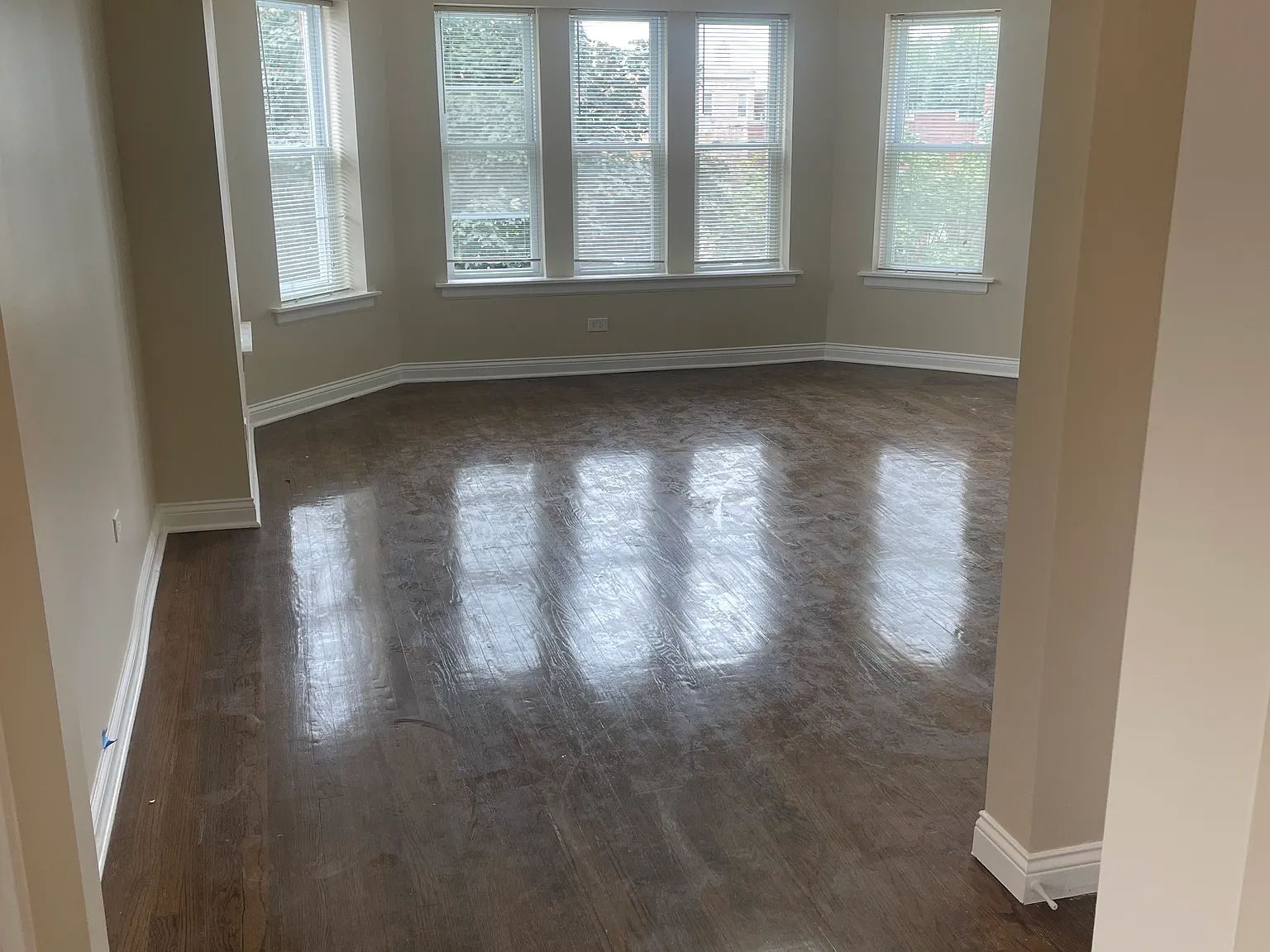 3 bed, 1400 sqft, $1,950 — Photo 3
