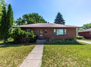 2018 7th St S, Moorhead, MN 56560