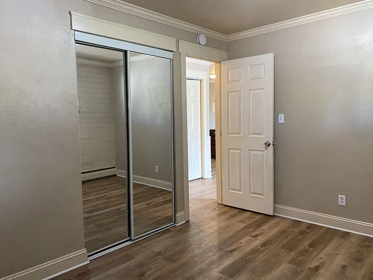 125 E Mrytle Flats — Photo 22