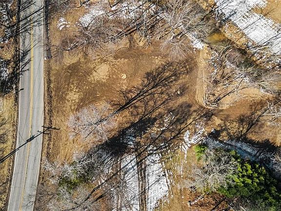 3rd image of 1499 S Peace Haven Rd