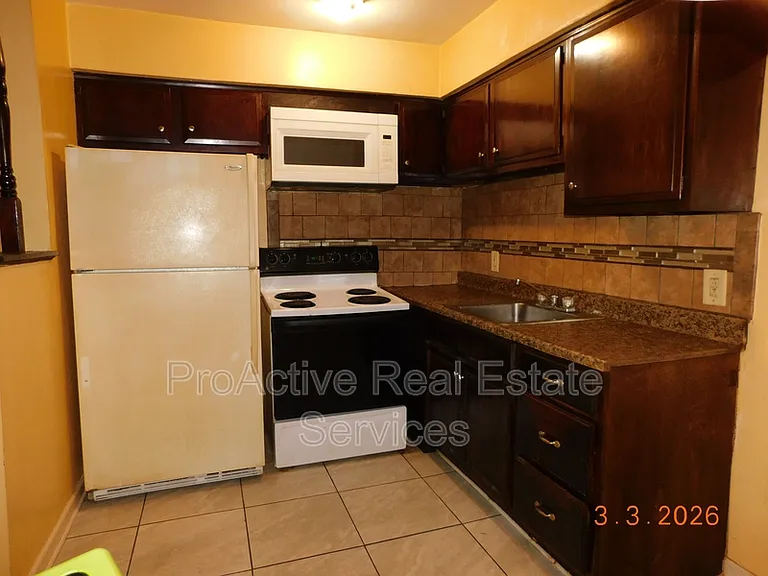 755 Guy Ave #6 — Photo 13