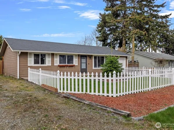 1132 Ridgeway Drive, Oak Harbor, WA 98277