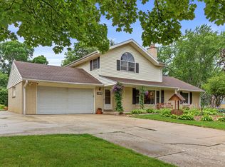 4565 N 134th St, Brookfield, WI 53005