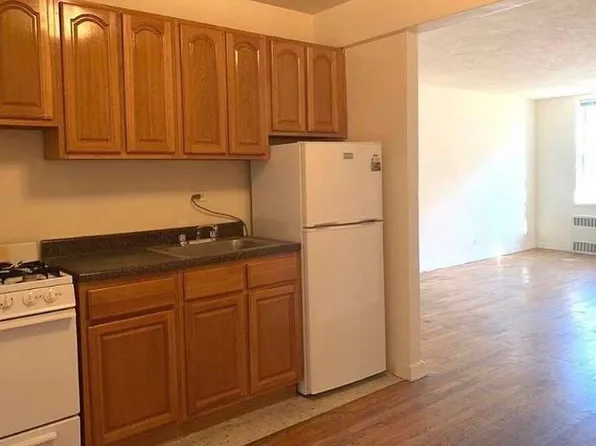 55-05 Woodside Avenue image 1 of 16