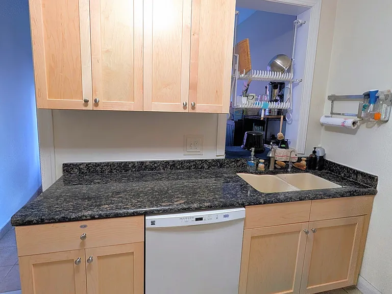 2604 Mozart Pl NW — Photo 15