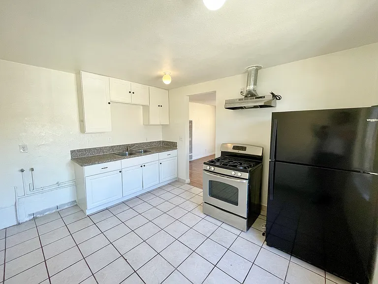 161 W 77th St #159-1/2 — Photo 6