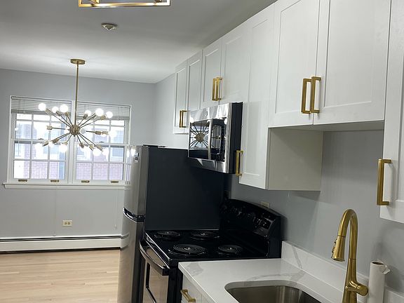 5th image of 5512 S Brainard Ave APT 2