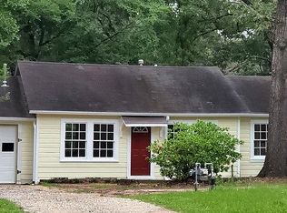 2058 Highway 30 E, Huntsville, TX 77320