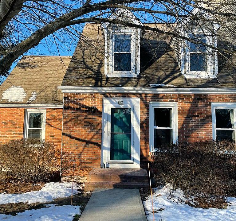 1st image of 224 Georgetown Dr #224