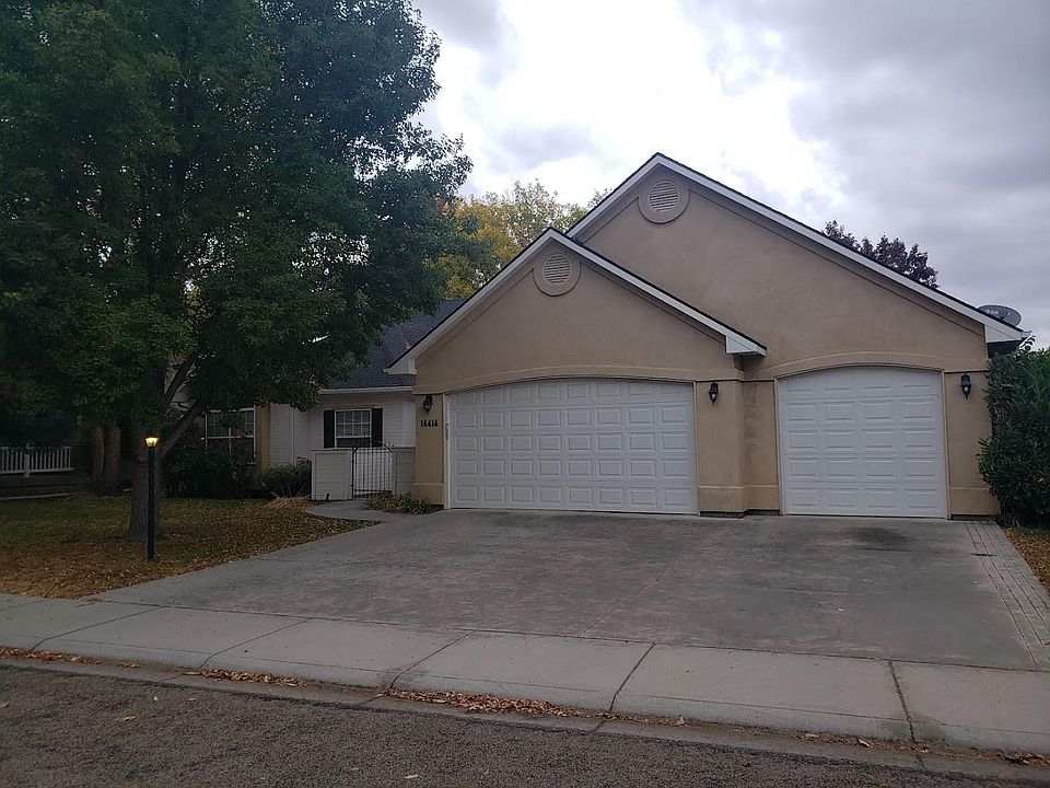 1st image of 14414 W Woodspring Dr