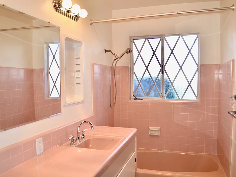 1764 Soledad Way — Photo 9
