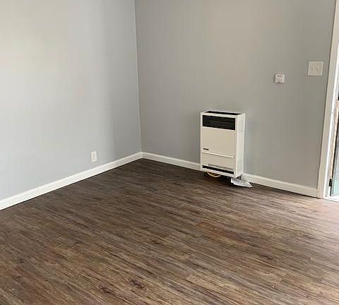 3rd image of 10514 S Vermont Ave #1/2