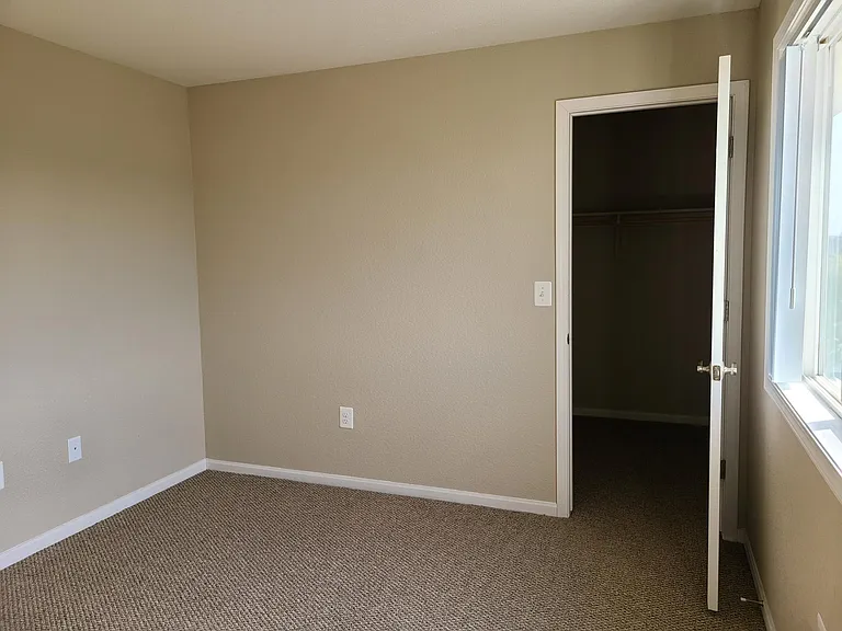 Grandview Meadows — Photo 13