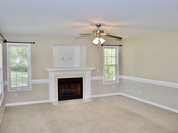 3rd image of 64 Cashew Ln