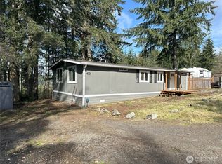 1040 NE Larson Boulevard, Belfair, WA 98528