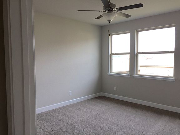 4th image of 1519 Tanager Ct