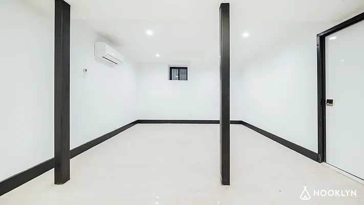 Rented by Nooklyn NYC LLC | media 20