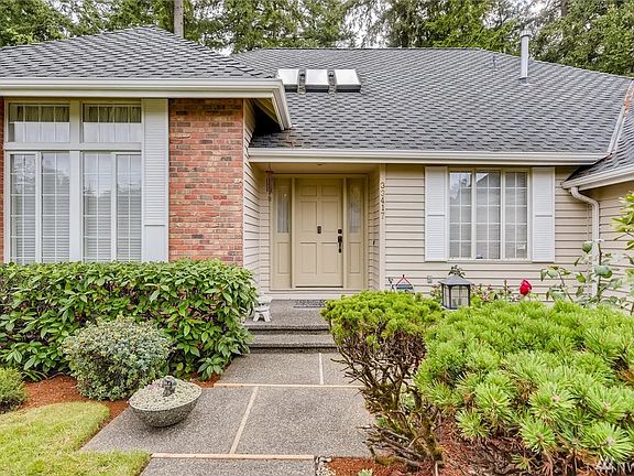 Meticulous landscaping greet you