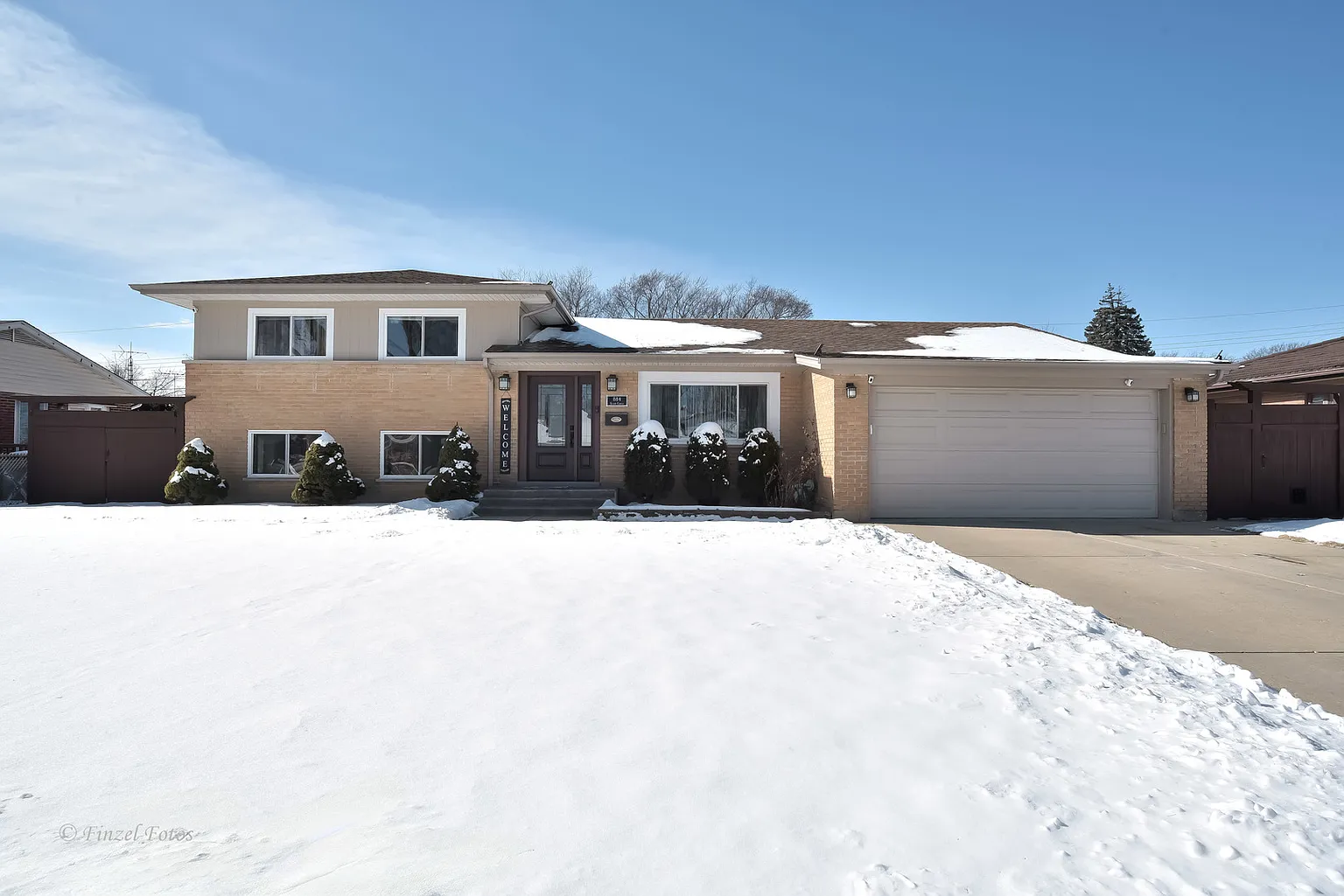 884 Leahy Cir photo 1