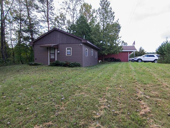 4th image of 18916 Oxbow Dr