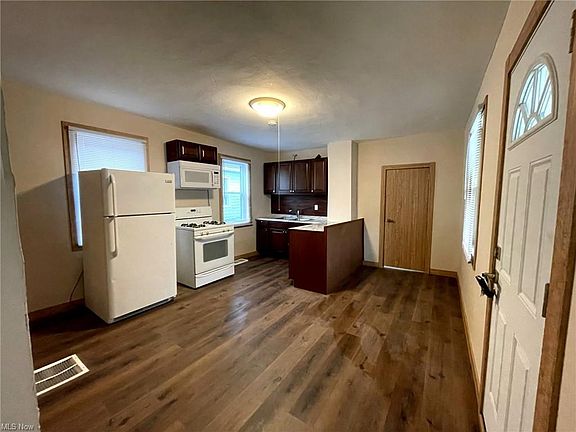 2nd image of 7604 Dudley Ave