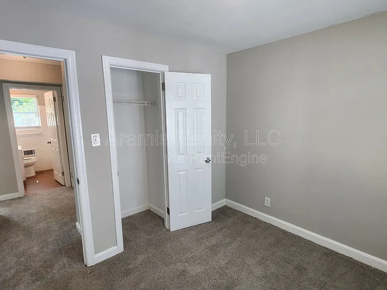 2043 Chicago Ave NW — Photo 9