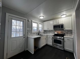 687 Wooster Rd N, Barberton, OH 44203