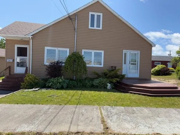 69 Queen Street, Stephenville, NL A2N2M6