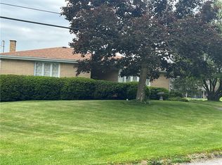 990 Richard Rd, Irwin, PA 15642