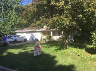 1034 E Northwood Dr, Appleton, WI 54911