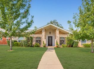 2517 Ingleside Dr, Grand Prairie, TX 75050