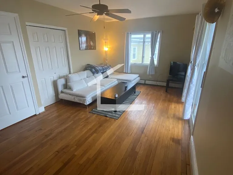 93 Glen St #2 — Photo 5