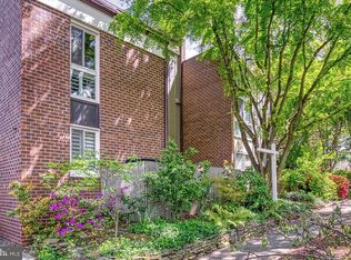 11338 Links Dr, Reston, VA 20190