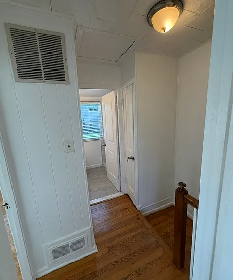639 Emerson St NE — Photo 18