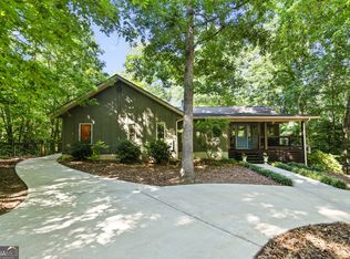229 Moonlight Dr, Danielsville, GA 30633