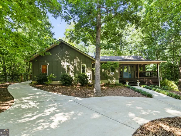 229 Moonlight Dr, Danielsville, GA 30633