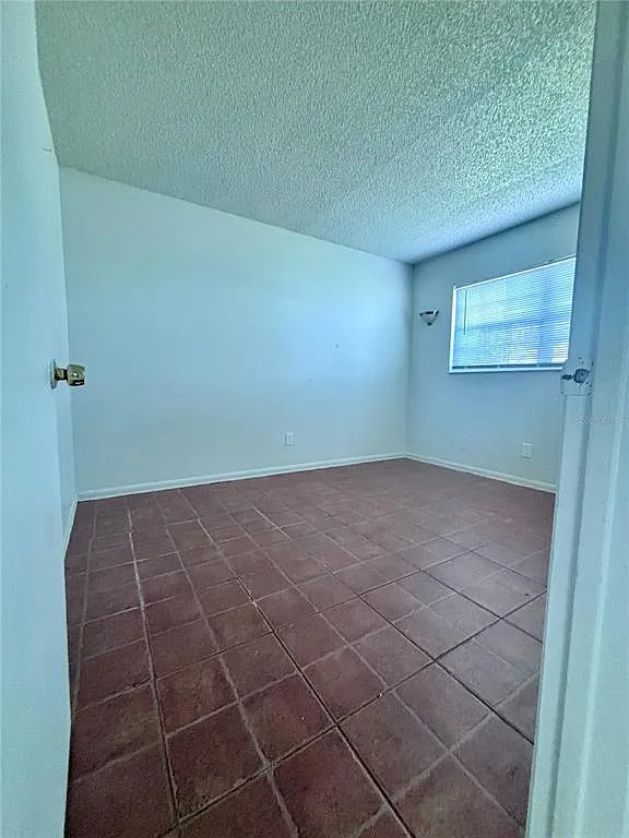 2 bed, 2.0 bath, 837 sqft, $1,250 — Photo 3
