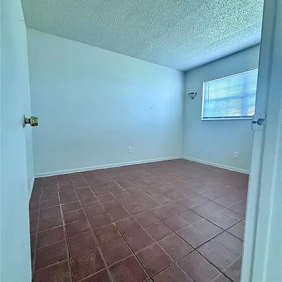 576 Fairways Ln #M104 — Photo 3