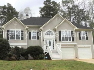 4816 Cove Dr, Marietta, GA 30067
